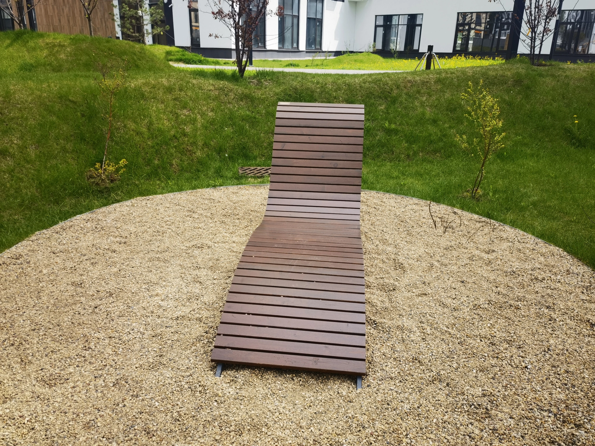 Парковый лежак 3