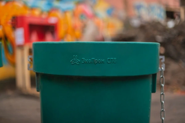 Мусоросброс секция прямая зеленый